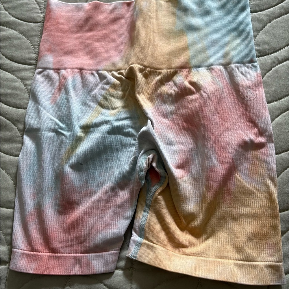 Aurola tie dye shorts